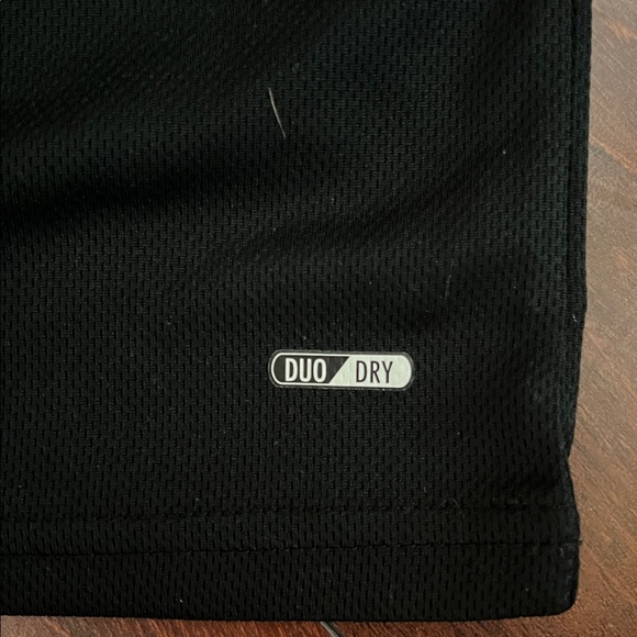 Champion Black Short Sleeve Duo Dry Athletic Shirt- size Small, EUC - Picture 4 of 6